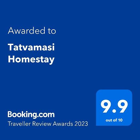 Tatvamasi Homestay Нью-Дели Экстерьер фото